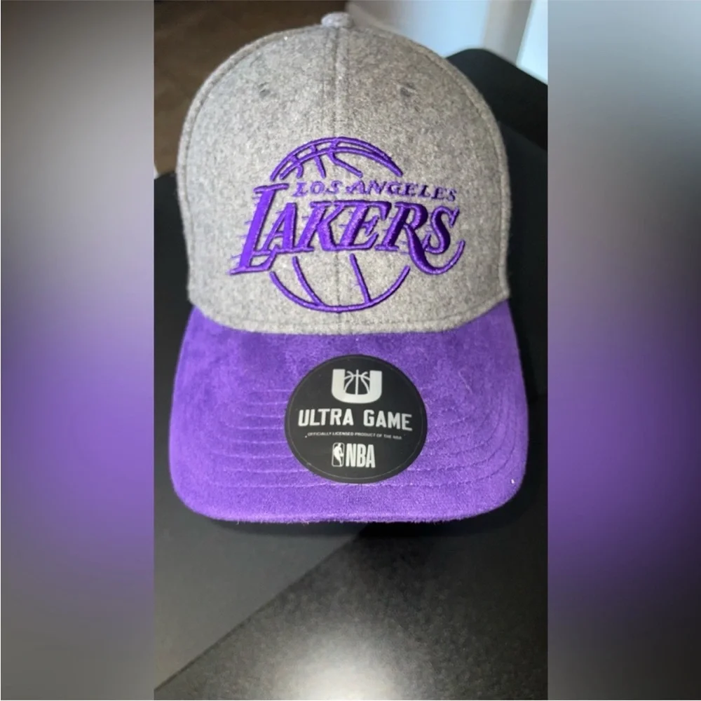 SOLDNWT NBA ultra game Los Angeles lakers cap - Picture 1 of 11